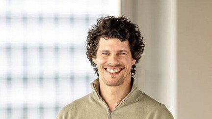 Bastian Sens als Experte: KI für den Mittelstand Bastian Sens als Experte: KI für den Mittelstand