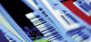 Eine Anzahl von Zeitschriften mit Barcode