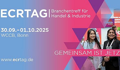 Ein in Lila- und Rottönen gestaltetes Banner mit einer Gesprächssituation auf dem Event