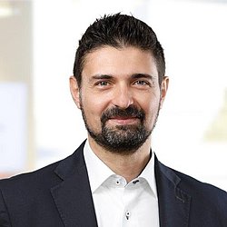 Foto Volkan Kavşak