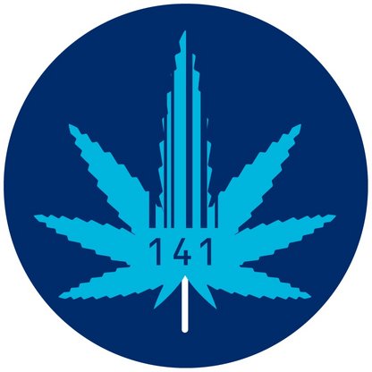 stylisiertes türkises Hanfblatt mit Strichcode-Symbol vir dunkelblauem Hintergrund
