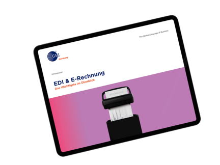 Ein Ipad mit einem Whitepaper zum Thema E-Rechnung