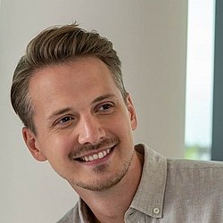Julian Eimer Beiersdorf über den 2D Code Julian Eimer Head of Product Data Publication Germany & Switzerland, Beiersdorf