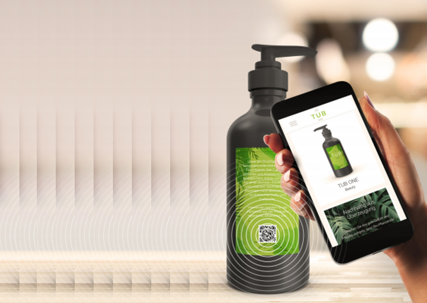 Produktabbildung einer Kosmetikflasche inklusive Barcode auf einem Smartphone